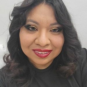 Meet your Posher, Diana